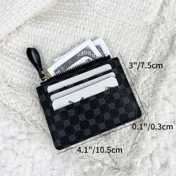 ⚠️Clearance Black Patterned Zipper Cardholder / Wallet - Picture 2 of 4
